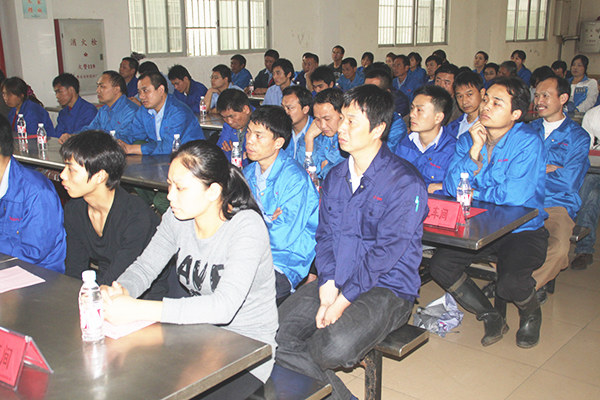 2012年3月1日，潔麗管理升級動員大會召開