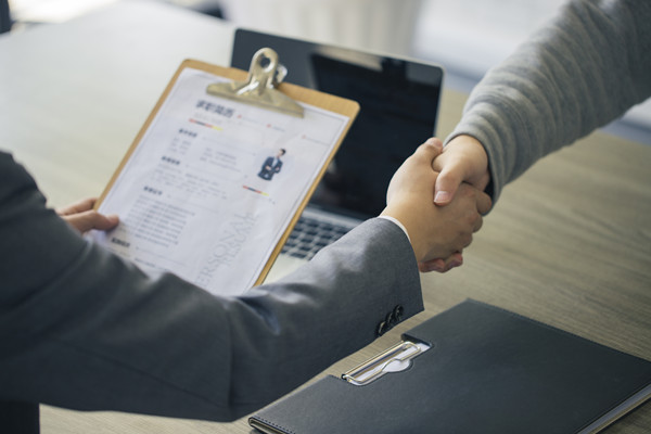 「人力資源管理咨詢」智能化招聘會是招聘的趨勢么？