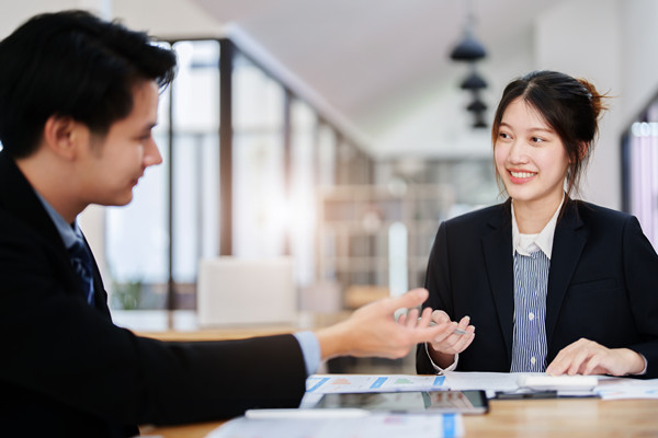 預(yù)算控制咨詢：協(xié)助企業(yè)建立控制體系，確保預(yù)算執(zhí)行