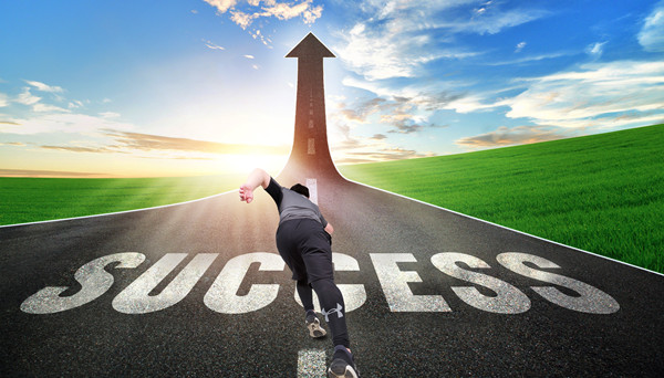 如何利用營(yíng)銷(xiāo)咨詢(xún)公司的數(shù)據(jù)分析能力進(jìn)行策略制定？