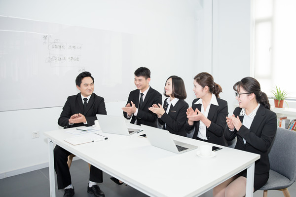 集團人才梯隊建設：培養(yǎng)核心人才，提升企業(yè)競爭力