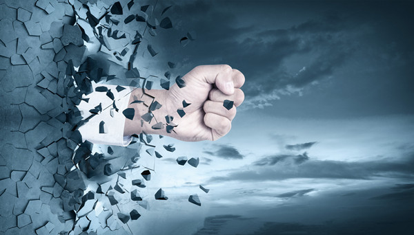 跨越鴻溝：如何運(yùn)用變革管理應(yīng)對(duì)企業(yè)挑戰(zhàn)？