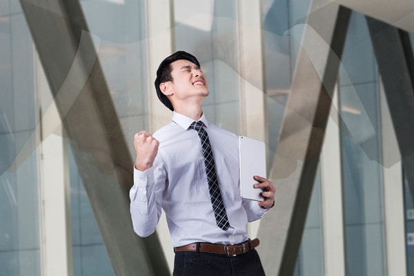 績效管理：應(yīng)對變革挑戰(zhàn)，推動(dòng)組織變革成功