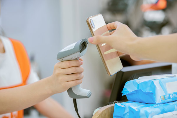 品牌個(gè)性化：打造獨(dú)特的品牌個(gè)性，吸引目標(biāo)受眾