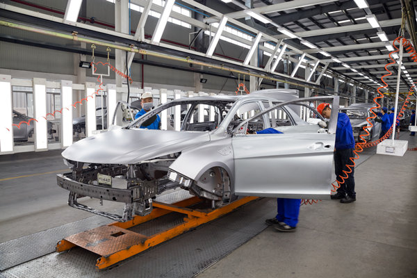 打破瓶頸，提升產(chǎn)能：精益生產(chǎn)在企業(yè)生產(chǎn)現(xiàn)場的應(yīng)用