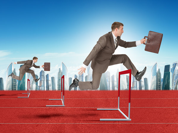 人才引進(jìn)與培養(yǎng)：打造高效人才隊(duì)伍，提升企業(yè)競(jìng)爭(zhēng)力