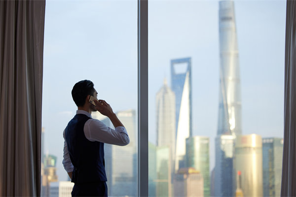 領(lǐng)導(dǎo)智慧：培養(yǎng)卓越領(lǐng)導(dǎo)者，引領(lǐng)企業(yè)不斷前行