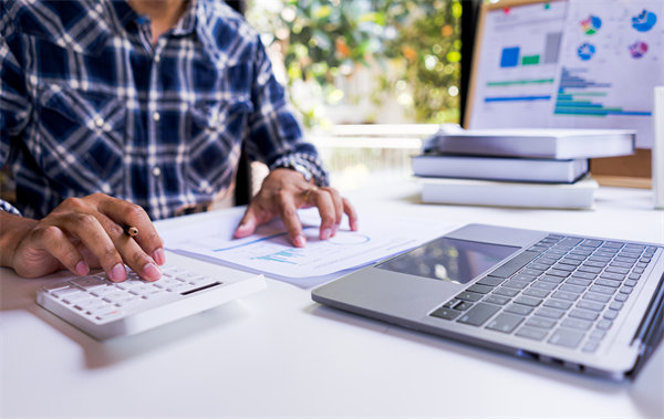 創(chuàng)新企業(yè)預(yù)算管理模式，優(yōu)化資源配置與決策流程