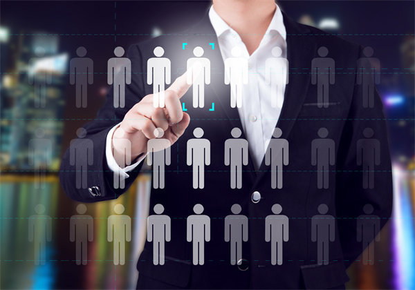 靈活調(diào)整組織規(guī)劃，應(yīng)對市場變化與業(yè)務(wù)挑戰(zhàn)