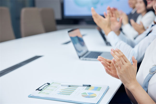 追求卓越績效：構(gòu)建高效團(tuán)隊，實現(xiàn)業(yè)務(wù)目標(biāo)新高度