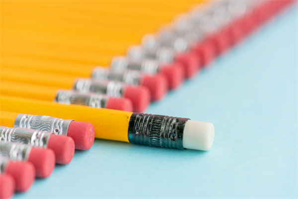 創(chuàng)意驅(qū)動(dòng)，情感共鳴：品牌營(yíng)銷(xiāo)的致勝之道