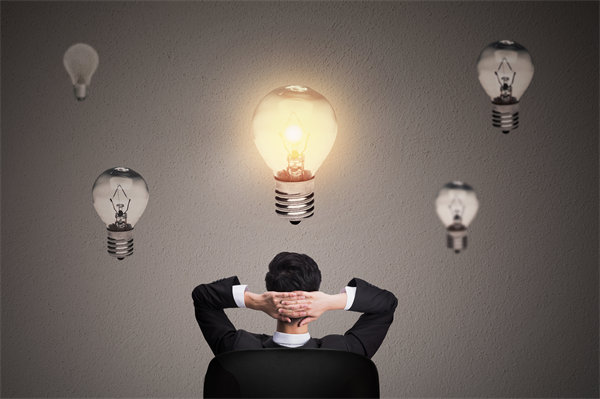 創(chuàng)新企業(yè)管理思維，激發(fā)員工潛能，推動企業(yè)騰飛