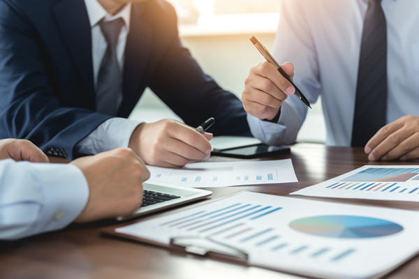 企業(yè)設(shè)立預(yù)算管理小組是不是由個(gè)人組建的？