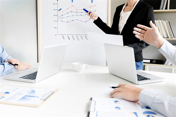 如何設(shè)計(jì)科學(xué)的薪酬績效以激勵(lì)員工持續(xù)高效工作？