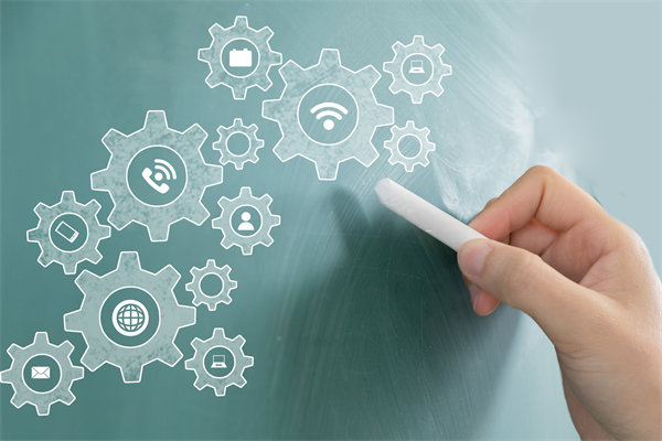 集團如何平衡總部與子公司間的權力與責任？