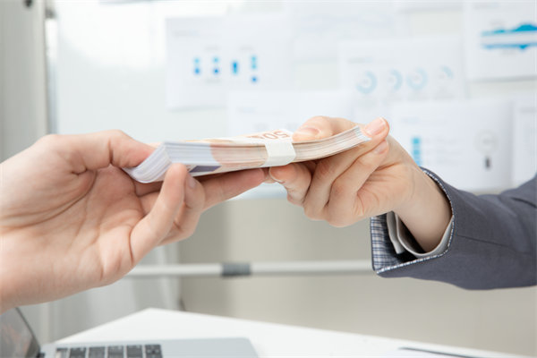 如何設計高效能薪酬體系以激發(fā)員工最大潛能？