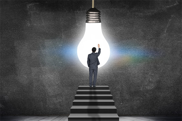 創(chuàng)新管理在推動(dòng)企業(yè)持續(xù)發(fā)展中的角色與實(shí)踐？