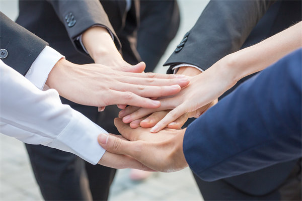 員工激勵(lì)策略：如何精準(zhǔn)匹配個(gè)人需求與企業(yè)目標(biāo)？