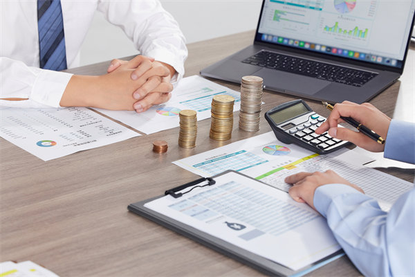 企業(yè)管理固化提升空間有限，如何進(jìn)行商業(yè)重組突圍？