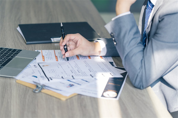 企業(yè)在招聘過程中，如何確保公平性與多樣性并存？