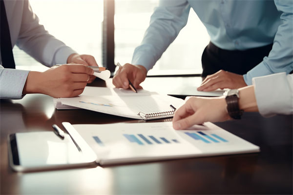 如何確保薪酬績效體系公平透明，增強員工信任？