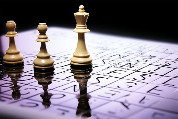 集團管控中，如何確保子公司戰(zhàn)略與集團目標一致？