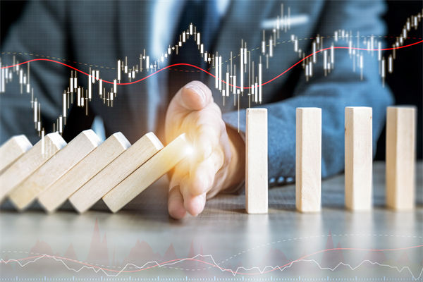 集團管控中，如何有效實施風險管理以保障企業(yè)穩(wěn)健發(fā)展？