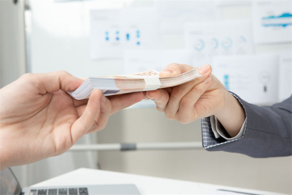 廣東一公司發(fā)錢鼓勵員工談戀愛，品牌營銷怎么看？