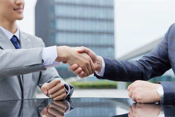 客戶為中心，管理咨詢?nèi)绾沃ζ髽I(yè)優(yōu)化服務(wù)體驗(yàn)？