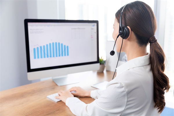 客戶為中心，管理咨詢?nèi)绾沃ζ髽I(yè)優(yōu)化服務(wù)體驗(yàn)？