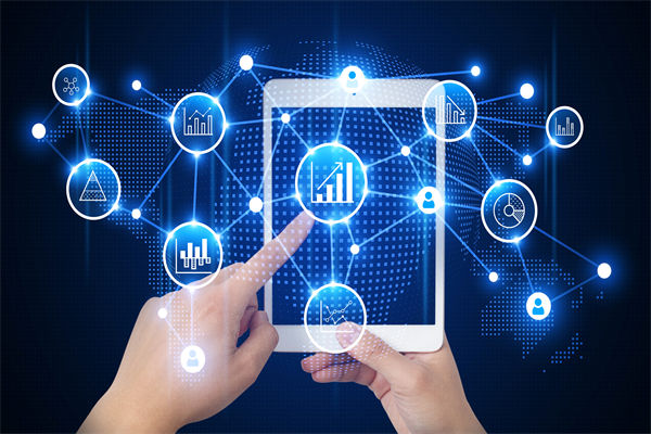 預(yù)算編制過(guò)程中，如何平衡長(zhǎng)期規(guī)劃與短期需求？