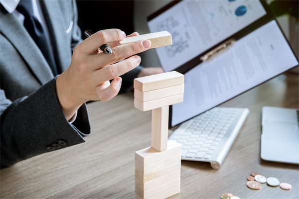 如何通過預算管理，加強企業(yè)的風險預警與防范能力？