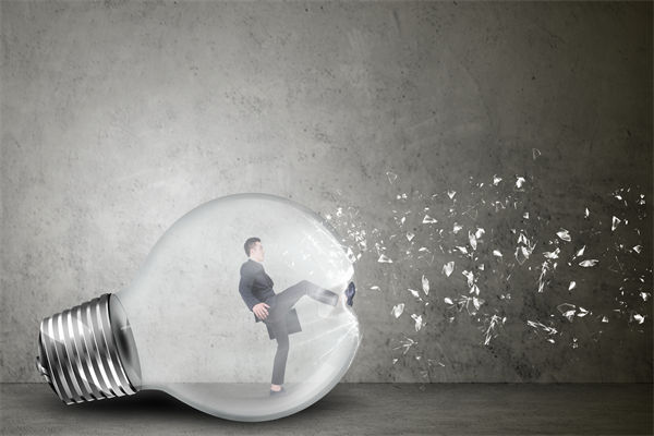 營銷團(tuán)隊如何培養(yǎng)創(chuàng)新思維，應(yīng)對市場變化？