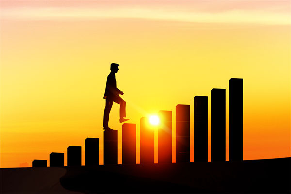 如何通過人力資源策略實現企業(yè)員工潛能最大化？