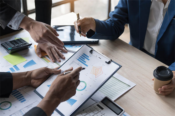 預(yù)算考核體系如何設(shè)計(jì)，才能準(zhǔn)確反映部門績(jī)效？