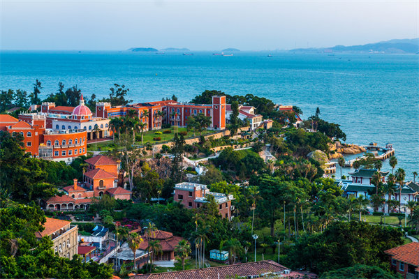 集團(tuán)旗下子公司各自為戰(zhàn)，協(xié)同效應(yīng)全無(wú)，廈門集團(tuán)管控咨詢公司如何整合？