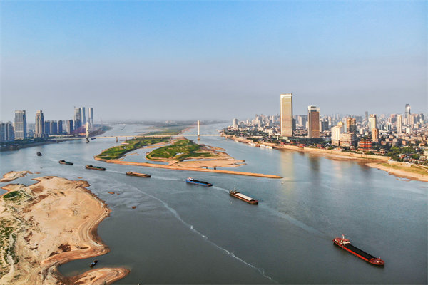 企業(yè)如何借助南昌營(yíng)銷咨詢公司提升品牌影響力和市場(chǎng)份額？