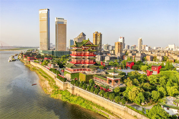 企業(yè)如何借助南昌薪酬咨詢公司優(yōu)化薪酬結(jié)構(gòu)以激勵(lì)員工？