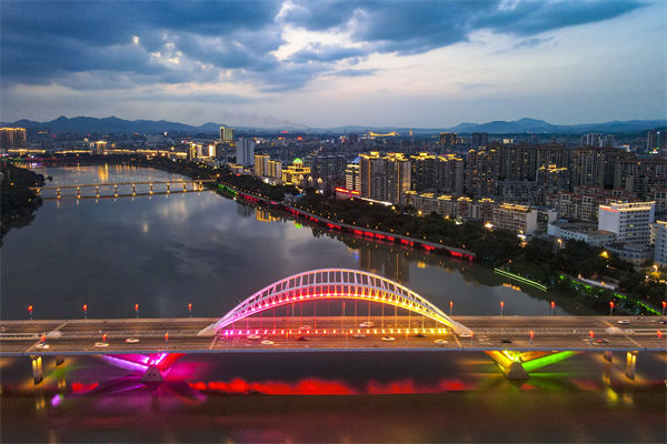 贛州大型企業(yè)如何通過集團管控咨詢公司優(yōu)化資源配置？