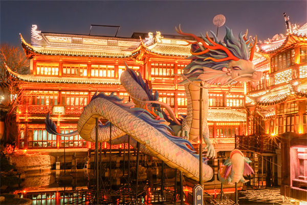 跨境營(yíng)銷(xiāo)中，如何克服文化差異，實(shí)現(xiàn)全球化傳播？