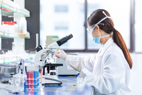 當(dāng)行業(yè)競(jìng)爭(zhēng)白熱化，戰(zhàn)略管理如何助企業(yè)脫穎而出？