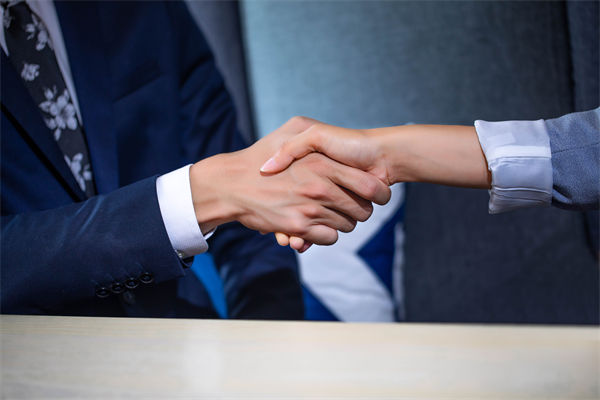 攜手周邊國(guó)家共創(chuàng)美好未來(lái)，關(guān)聯(lián)企業(yè)的預(yù)算啟示