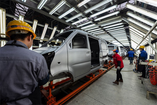 同行都在靠精益生產(chǎn)盈利，您的企業(yè)為何還在原地踏步？