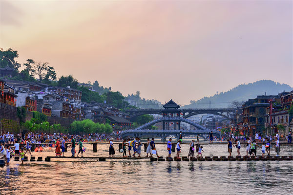 出行熱、消費(fèi)旺、體驗(yàn)新，品牌營(yíng)銷如何在假期發(fā)力？