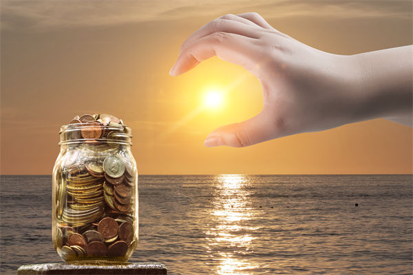 人民日?qǐng)?bào)：過(guò)緊日子非削減正當(dāng)待遇，企業(yè)績(jī)效怎么看？