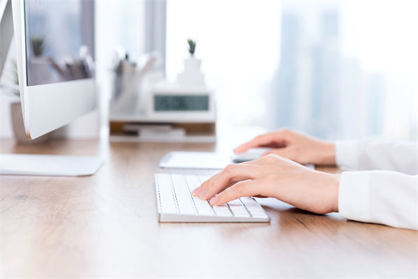 企業(yè)文化理念懸浮空中，如何讓價值觀真正落地生根？