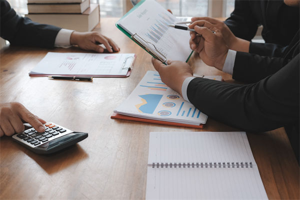 集團(tuán)財(cái)務(wù)管控松散資金濫用，集中風(fēng)控體系如何搭建？