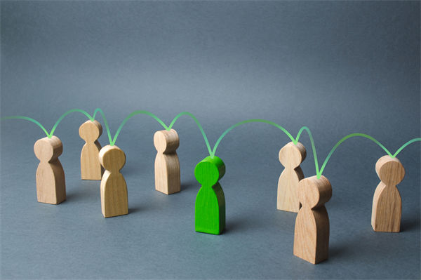 績(jī)效淪為形式主義，問題究竟出在制度還是執(zhí)行？