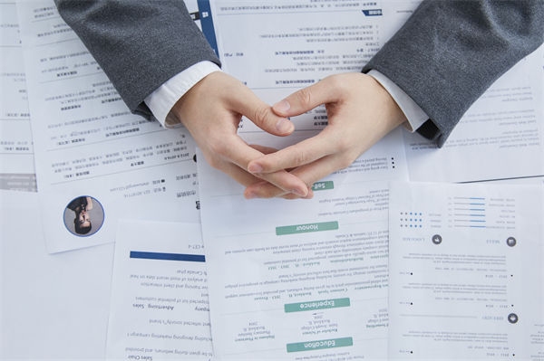 招聘流程看似高效規(guī)范，招來的人卻總是與需求錯位？