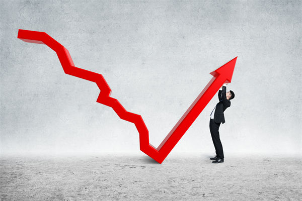 績效反饋只談問題，員工成長動力該如何真正激活？